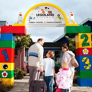 Legoland Village Family Отель Биллунн