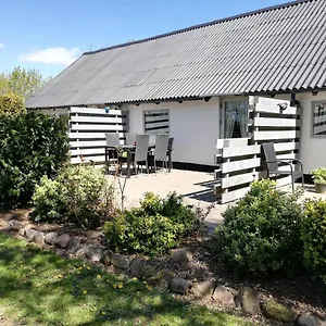 Bindesbolgard Farm Bauernhof Give